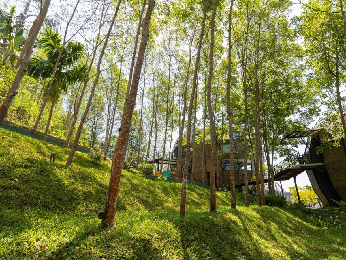 Green Acres Leisure Resort & Spa Kandy Exteriör bild